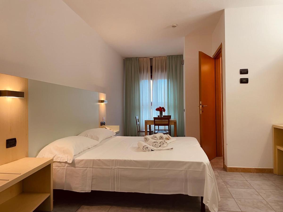 Hotel Grecale - Venturina Terme Eksteriør billede