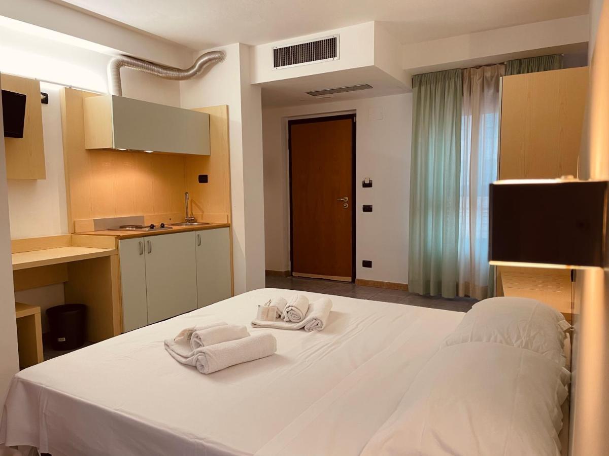 Hotel Grecale - Venturina Terme Eksteriør billede