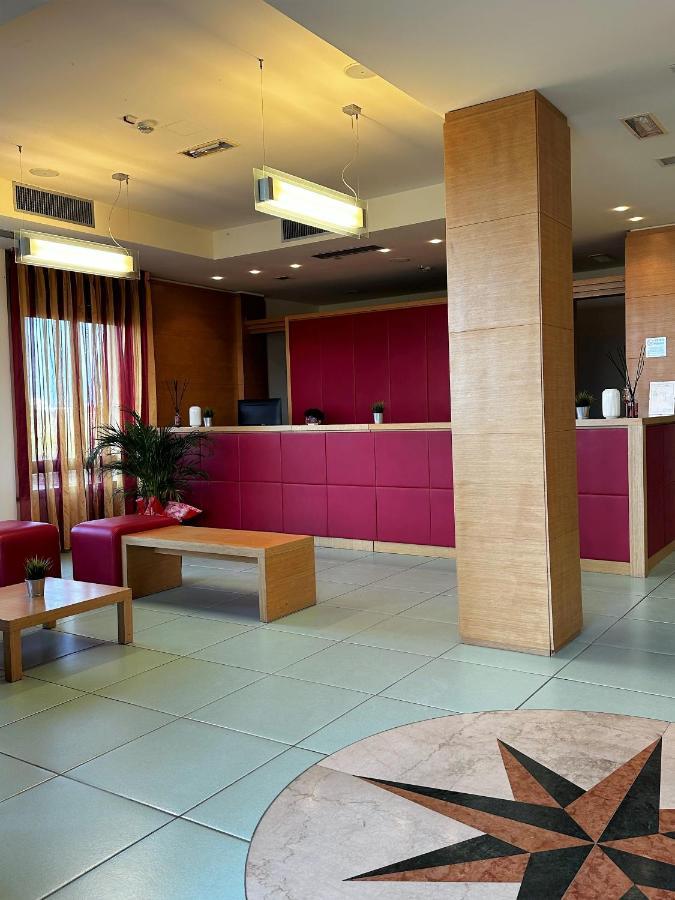 Hotel Grecale - Venturina Terme Eksteriør billede