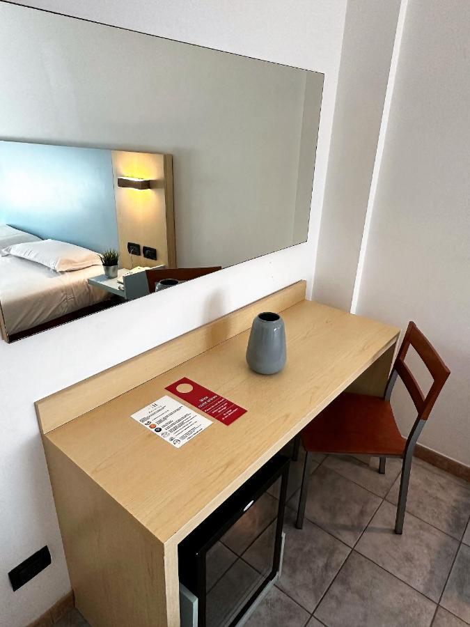 Hotel Grecale - Venturina Terme Eksteriør billede