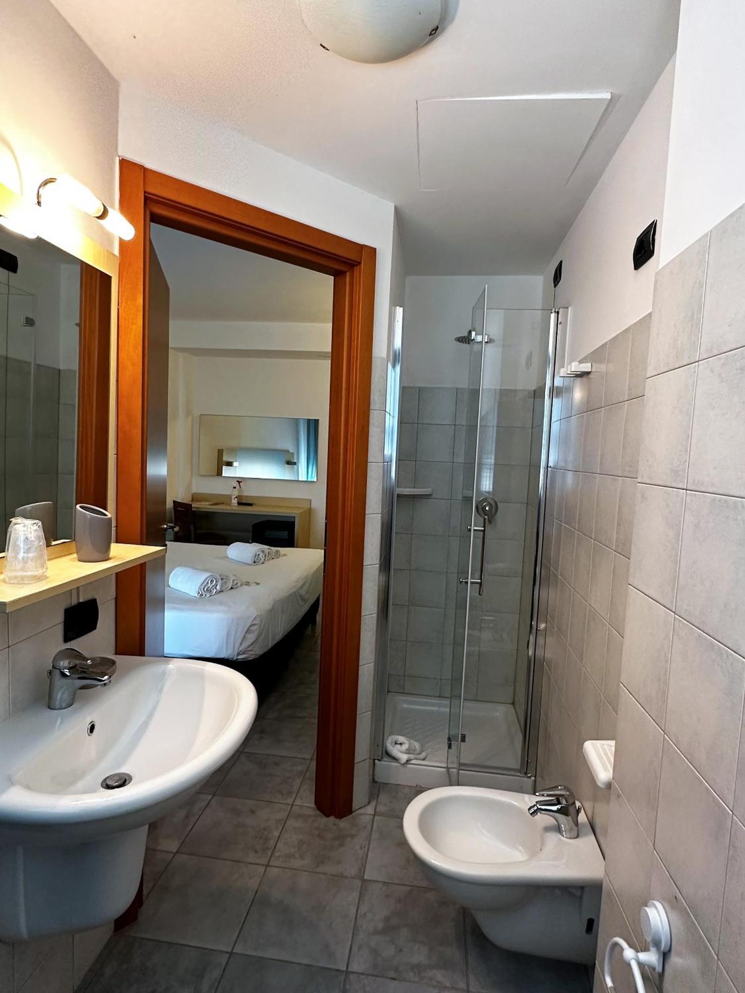 Hotel Grecale - Venturina Terme Eksteriør billede